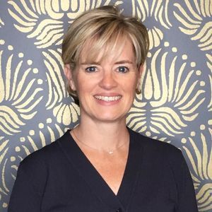 Meet your Posher, Becky